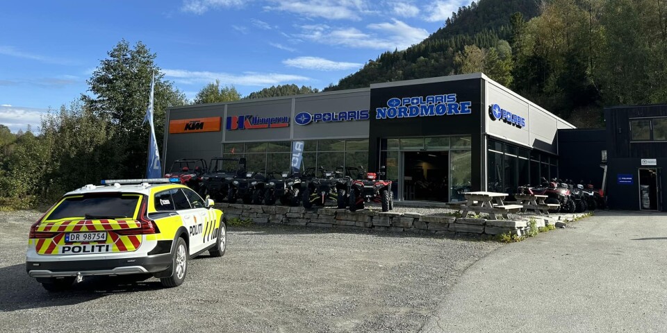 Varer for flere hundre tusen kroner er stjålet, blant annet flere elsykler og en KTM motorsykkel - Politiet ber om tips!