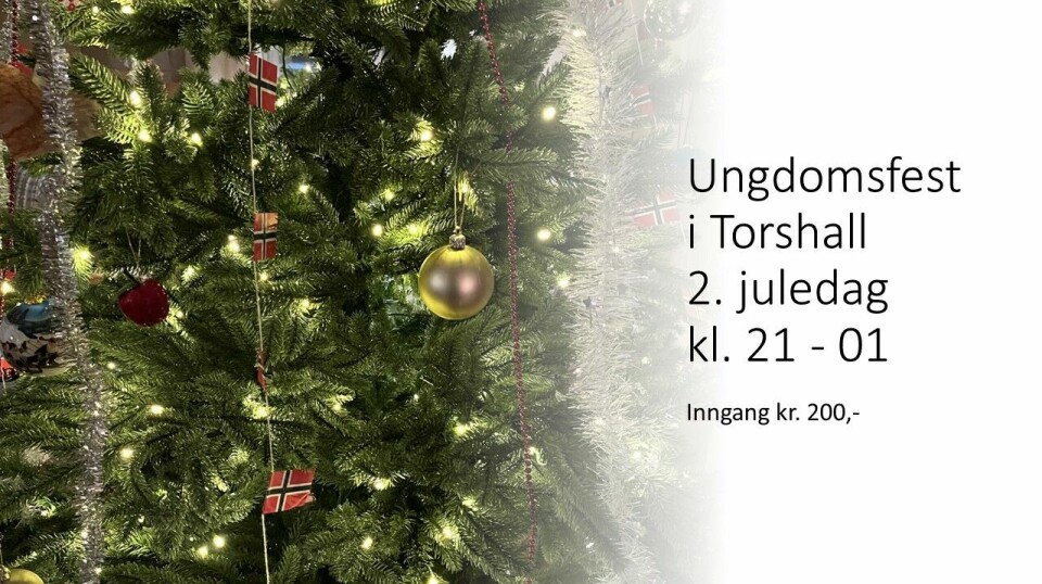 Et bilde av et juletre og tekst i Torshall 2. juledag klokken ni