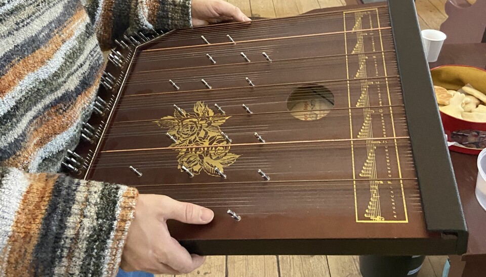 En harpeleik (et strengeinstrument)