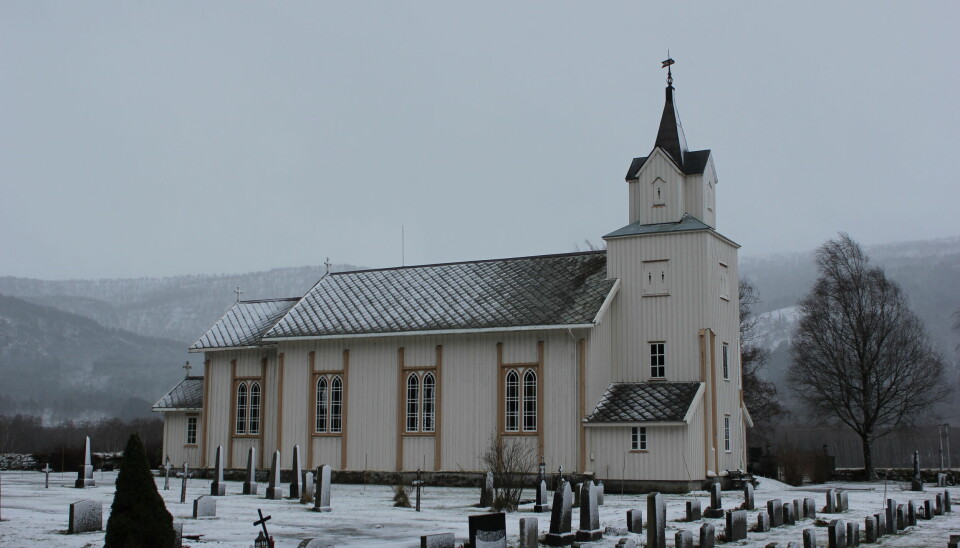 Todalen kyrkje, vinterbilde.