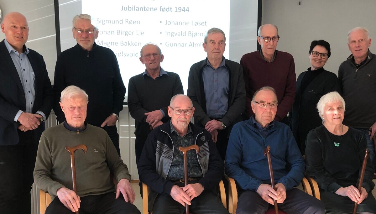 Oddvar Brå og stavutdeling på Åpen dag