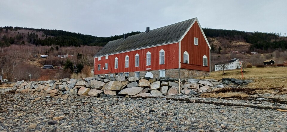 Bondehuset i Stangvik fra sjøen