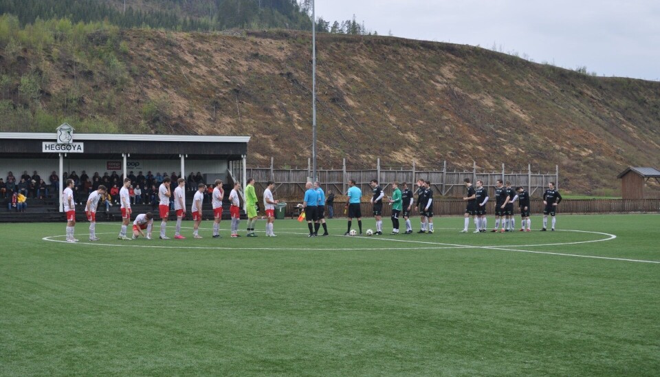 to lag på fotballbane