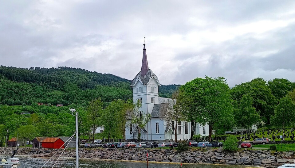 Stangvik kyrkje. Stangvik kyrkje.