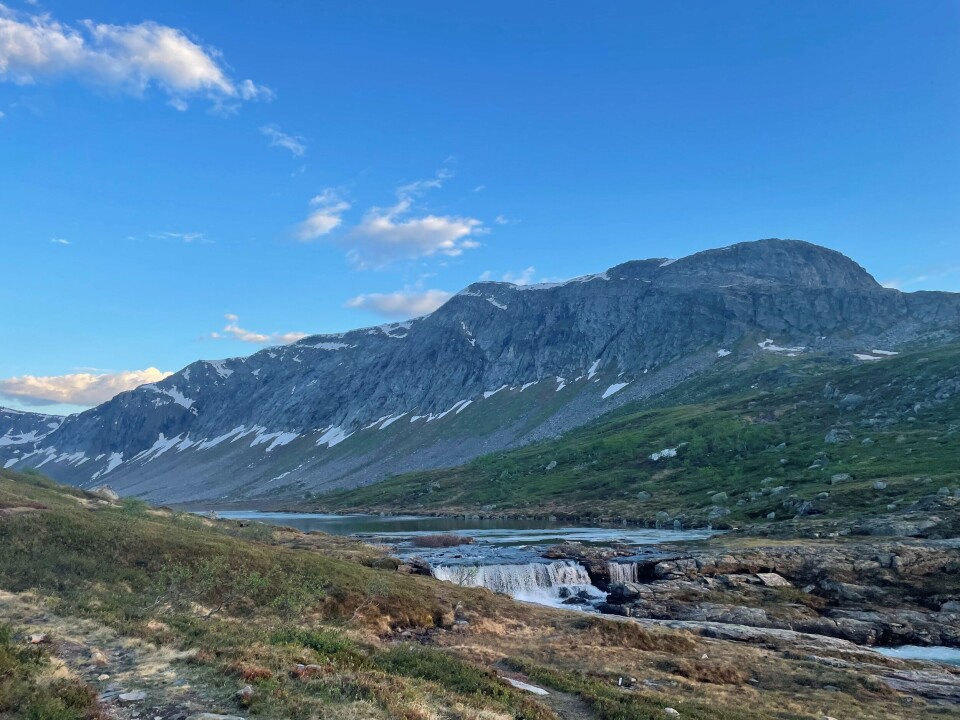 Vinnararane frå turboka i Vassdalen i Vindøldalen er trekt Et fjellandskap.