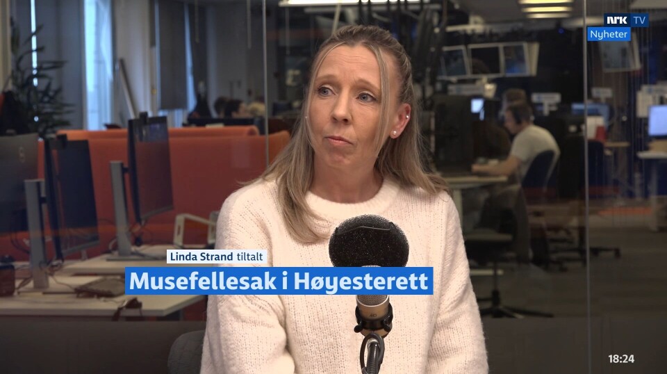 Linda Strand nekter å godta å bli stemplet som dyremishandler. Ei dame i TV-studio.