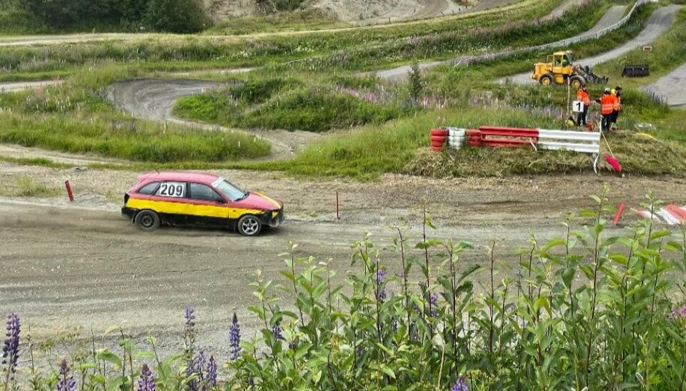 Markus Aune med startnummer 209. Bil