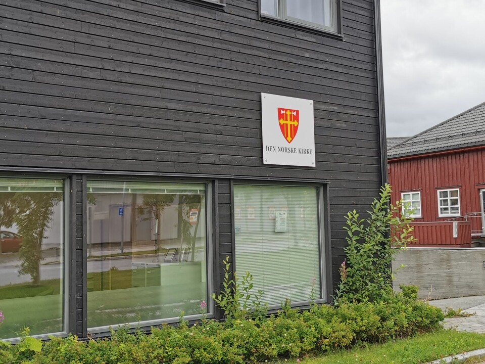 Rindal kirkekontor holder feriestengt