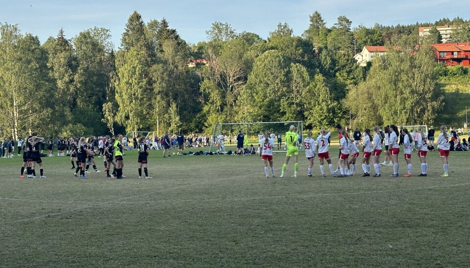Fra semifinalen mellom Rindal Il J15 og Tertnes.