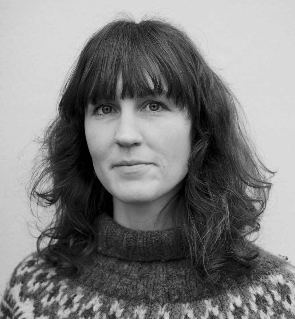 Kulturjournalist, oversettar og folkesongar Runa Kvalsund (37) gjestar Bøfjorden