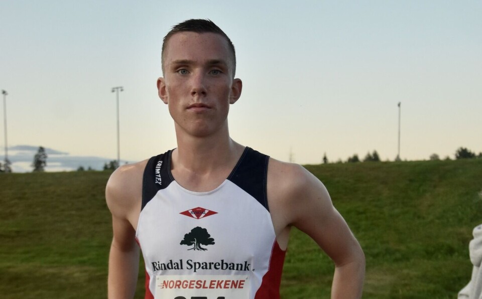Magnus Øyen, Rindal IL, skal løpe finale i Friidretts NM søndag Mannlig friidrettsutøver