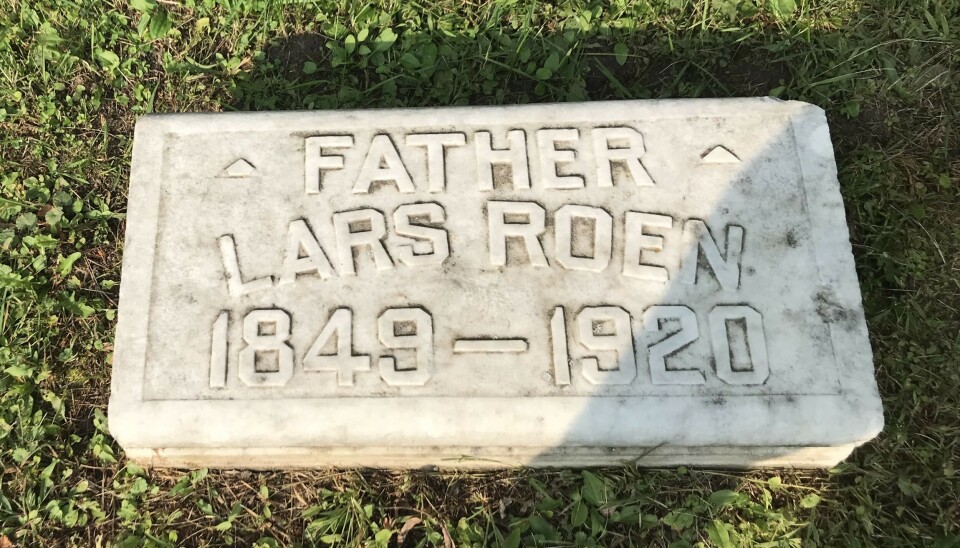 Nora Cemetery i Rice Lake, WI. En amerikansk gravstein.