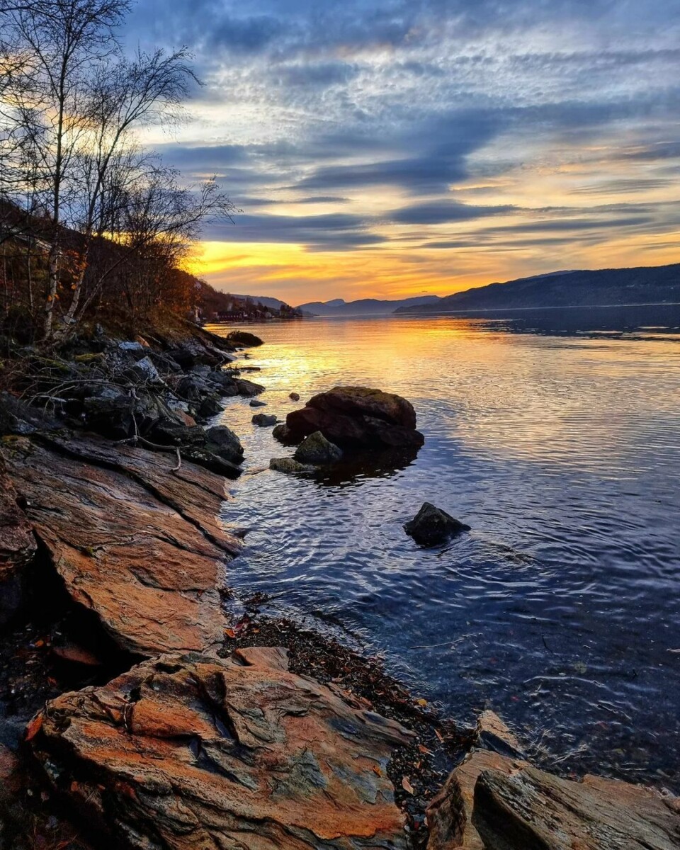 Surnadal. Nydelige oktoberdager 😊🍂 Ei strand i kveldslys.