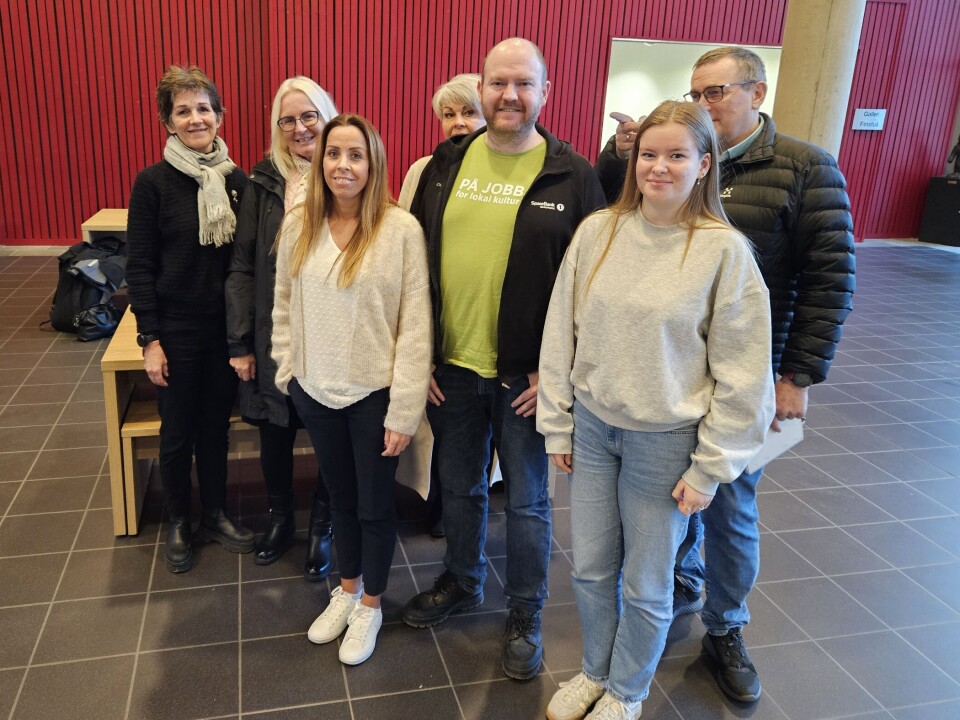 Arbeidsgruppa for 'Midtsommar i Surnadal'. Fra venstre: Mette Sæter Ormset, Liv Dalsegg, Øyunn Aune, Heidi Meslo Sæther, Øystein HJelle Bonhus, Live Aakvik og Bergsvein Brøske