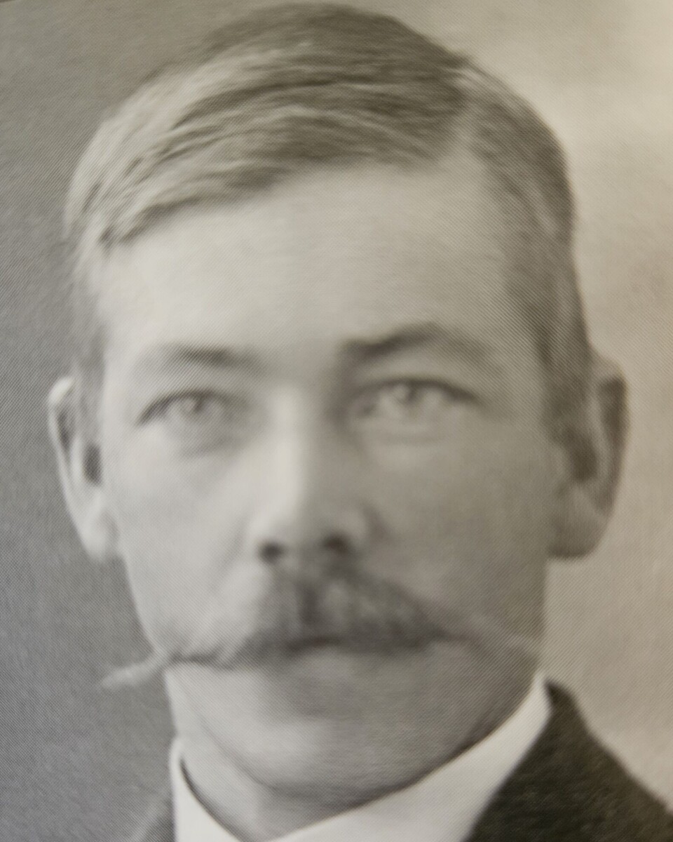 Ola Larsson Gjeldnes