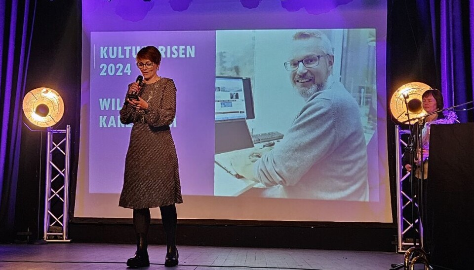 Ordfører i Rindal, Mildrid Kattem Aune, delte sammen med leder for driftsutvalget, Anne Løseth, ut Rindal kommunes kulturpris for 2024.