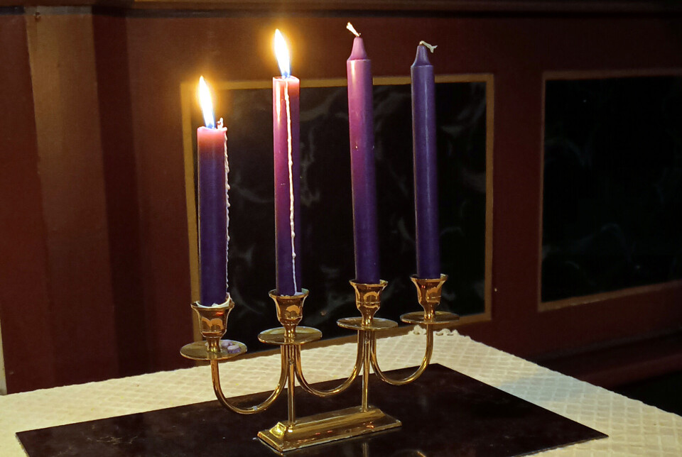 To adventslys vart tente. 2.søndag i advent, 2 lys vart tente.