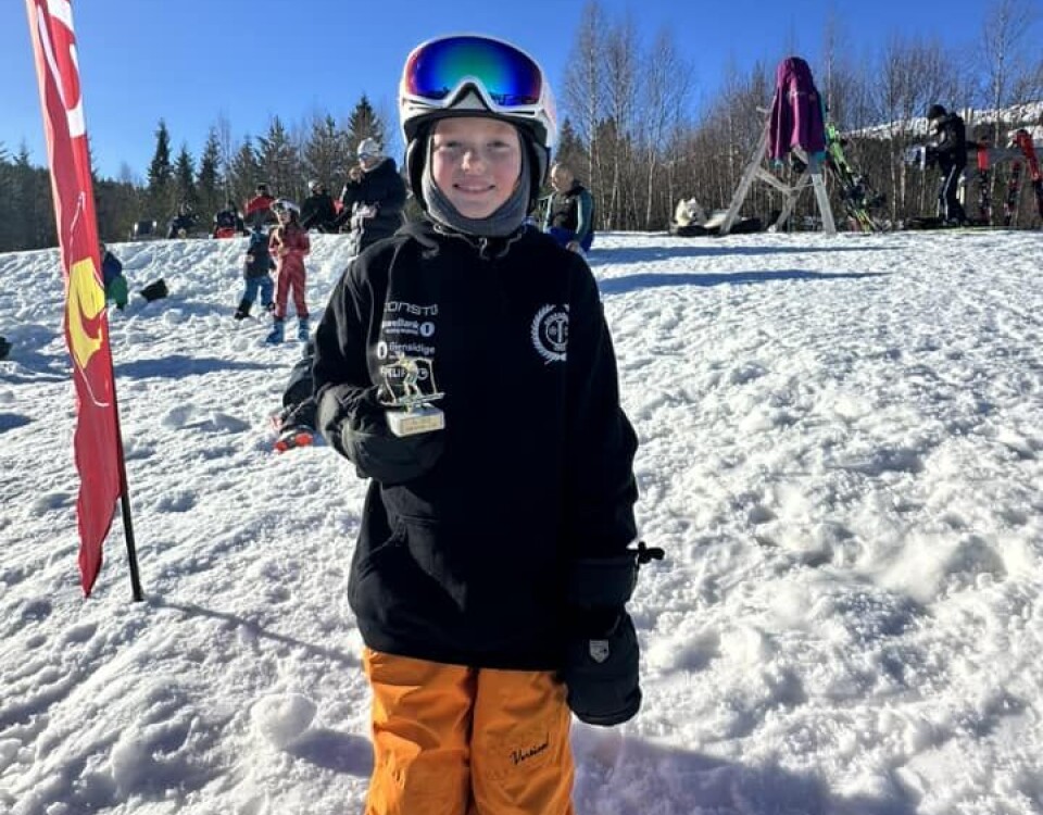 Ingrid Grytskog Snekvik fra klubben (U10) tok med seg en flott pokal i superslslåmrennet
