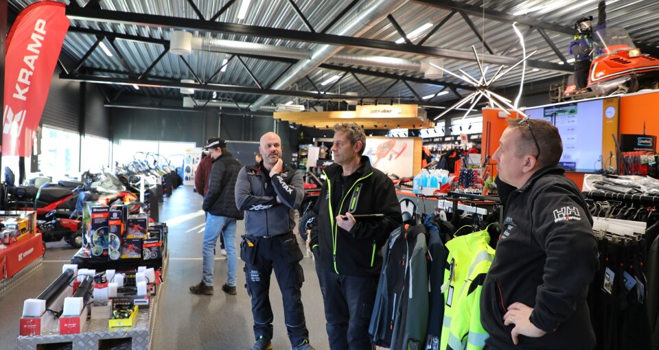 Steffen Møkkelgård, Jon Moen og Odd Arne Negård var godt fornøyd med besøket i løpet av dagen med BRP roadshow.