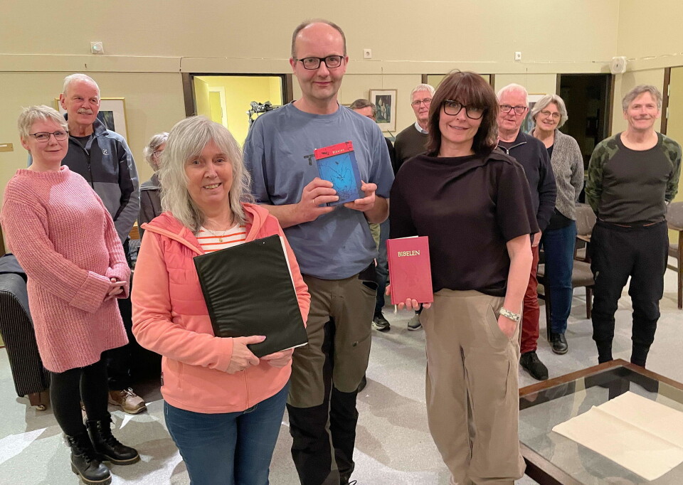 Mykje i notemappa denne gong er bibelinspirert musikk, seier Ann Magret Botten, Per Arne Hyldbakk, Bente Krangnes Edvardsen og dei andre i koret P17