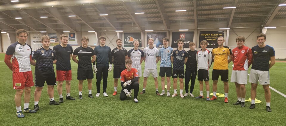 Det er god stemning i spillergruppa før cup-kampen mot RBK. Her fra trening i Rindalshallen på mandag.