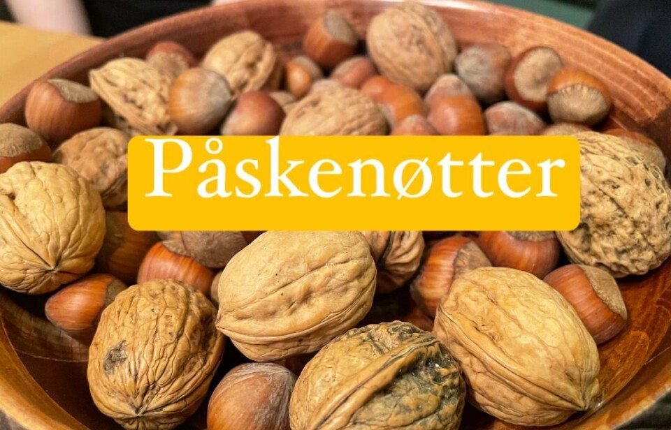 Påskenøtter første påskedag Nøtteskål med nøtter. Tekst 'Påskenøtter'.