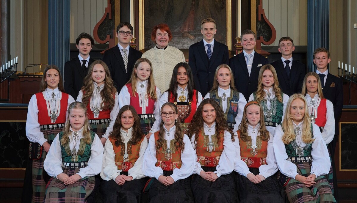 Konfirmantene I Rindal Kirke konfirmantene-i-rindal-kirke