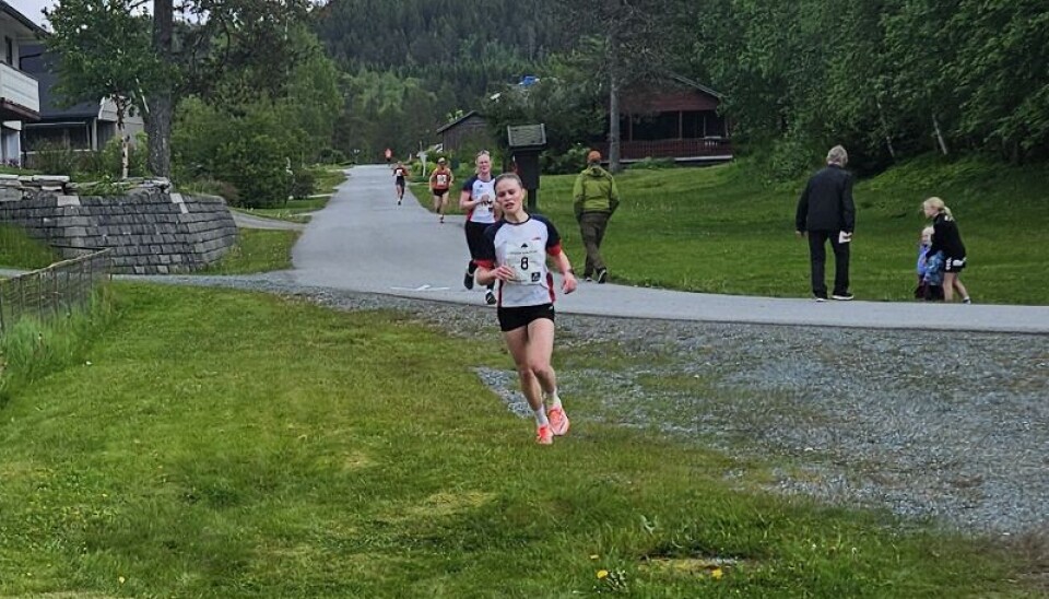 Ane Bakk Solem inn til runding tre km.