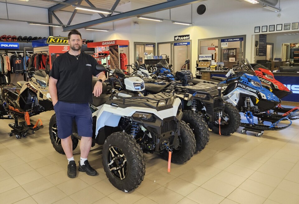 Odd Inge Kvernberg, daglig leder ved Polaris Nordmøre AS, er godt fornøyd med avtalen med Fosen Dekk og Motor i Åfjord.