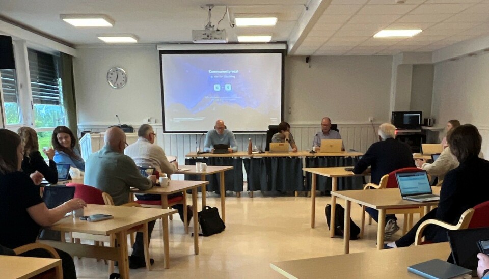 Innfører pilot-ordning med taxitilbud på helg i Rindal Et kommunetyremøte.