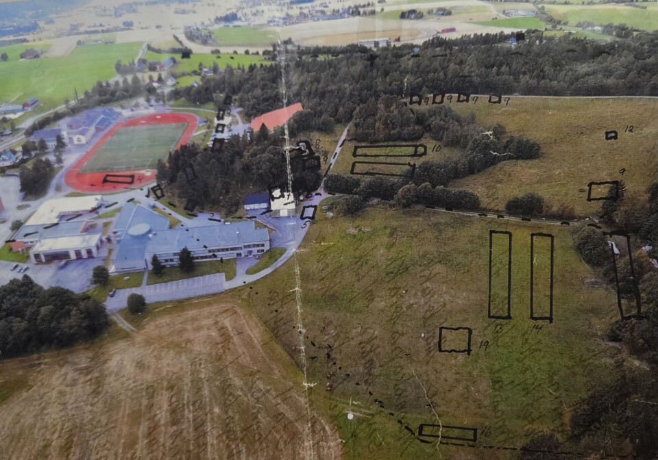 Skisse over det tyske forsvarsanlegget på Røssmoen