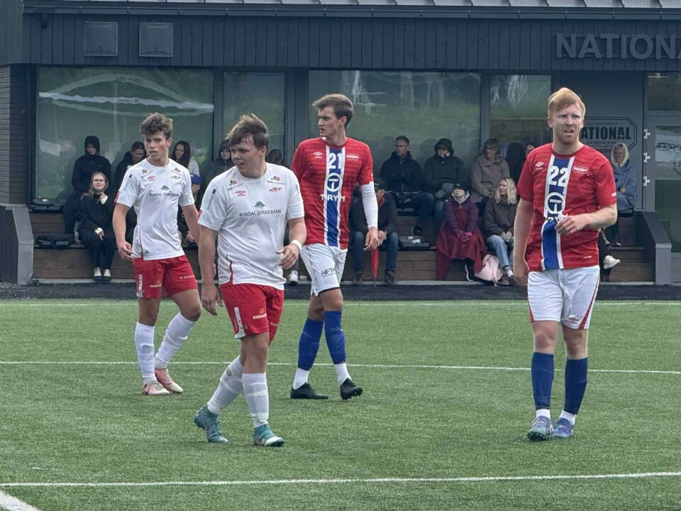 Tomålsscorer Daniel Hagen Eide og Vegard Mogset