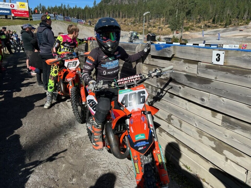 13 år gamle Ola Vikan fra Nordvik ble i sommer midt-norsk mester i motocross.