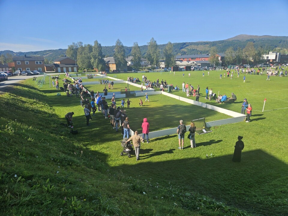 De yngste spilte treerkamper i baner med vant Oversiksbilde over banen. Her er det bilde av treerbanene. Der er de kun tre mot tre i gangen.