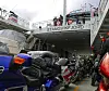 Flere motorsykler parkert på bildekket til fergen Stangvikfjord